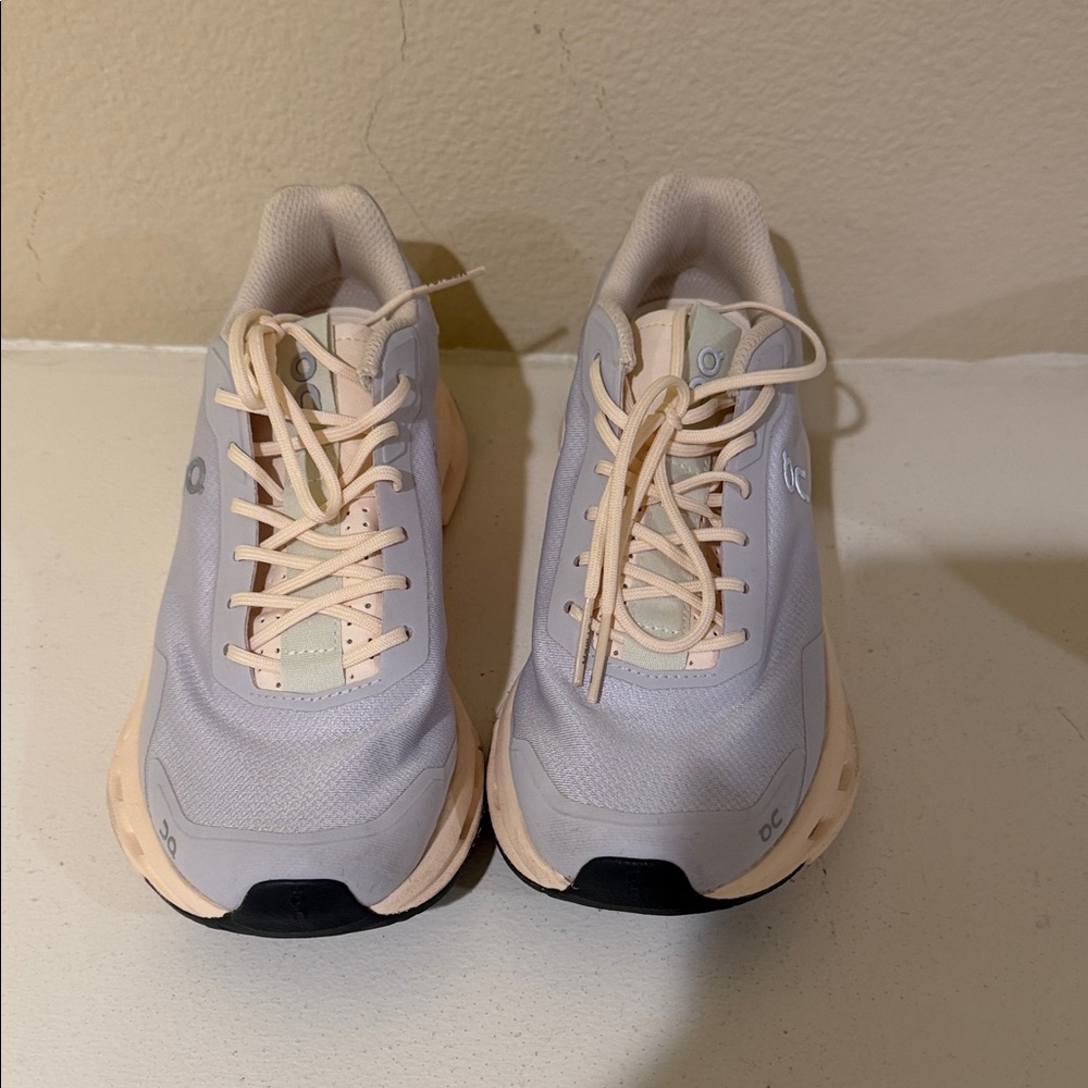 On Running Women's Sneakers in Light Purple and Cream